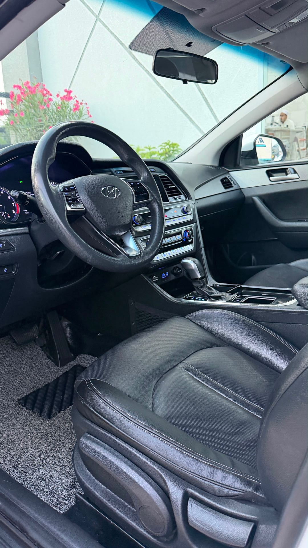 Car Image 2018 HYUNDAI SONATA SE