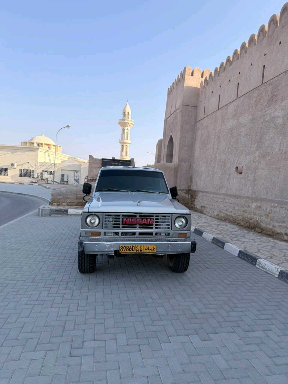 Car Image 1983 NISSAN SAFARI 