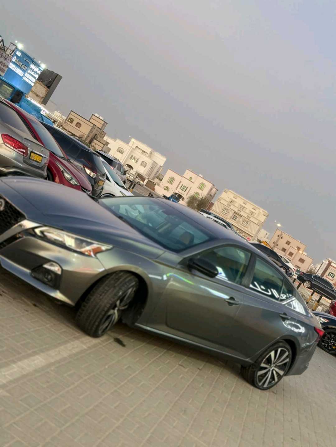 Car Image 2019 NISSAN ALTIMA SR