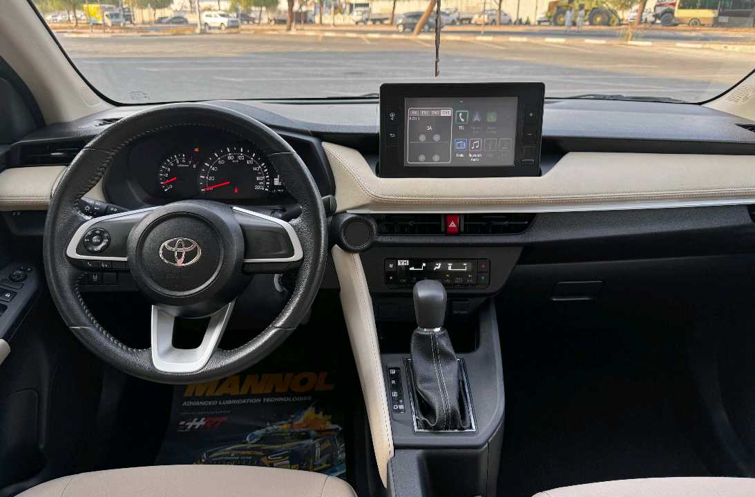Car Image 2023 TOYOTA YARIS 1.5