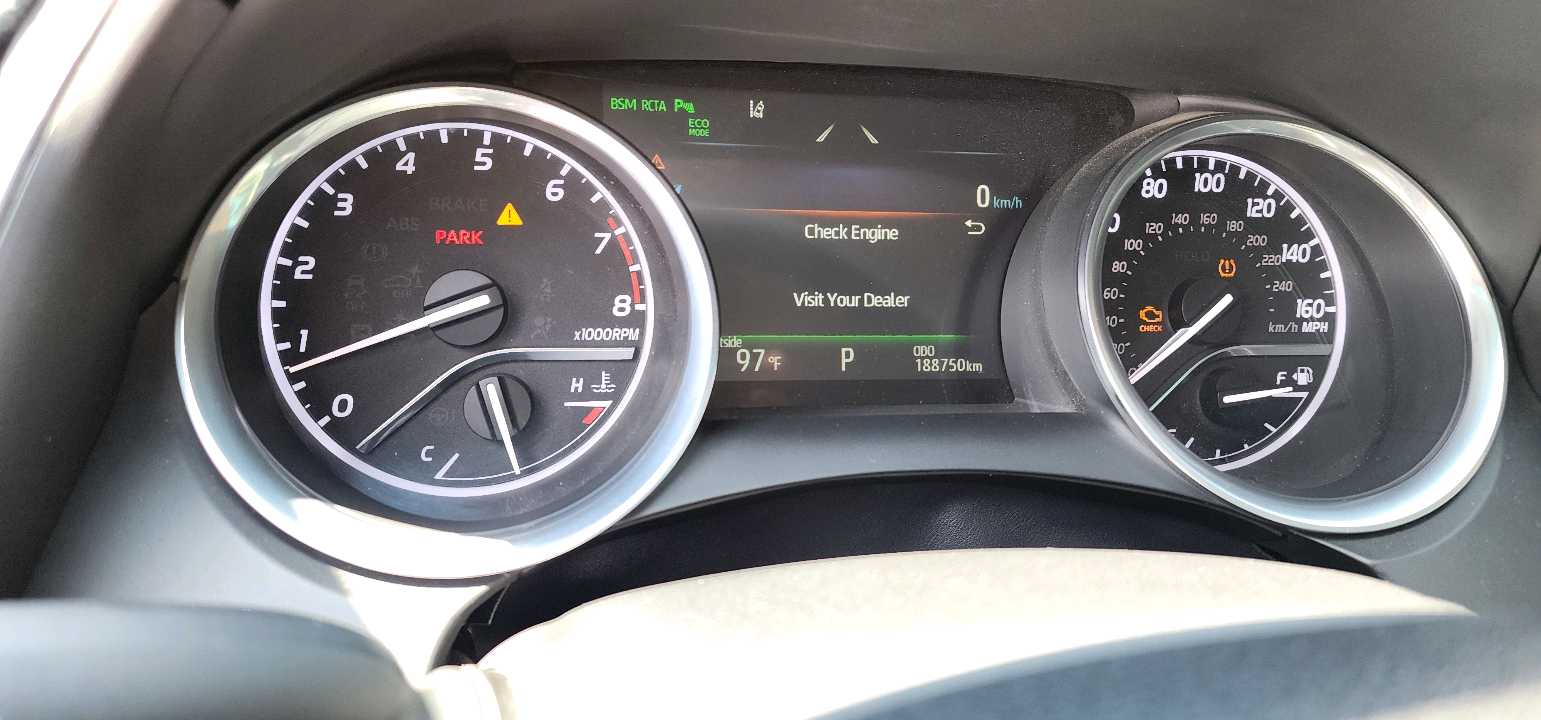 Car Image 2018 TOYOTA CAMRY XLE
