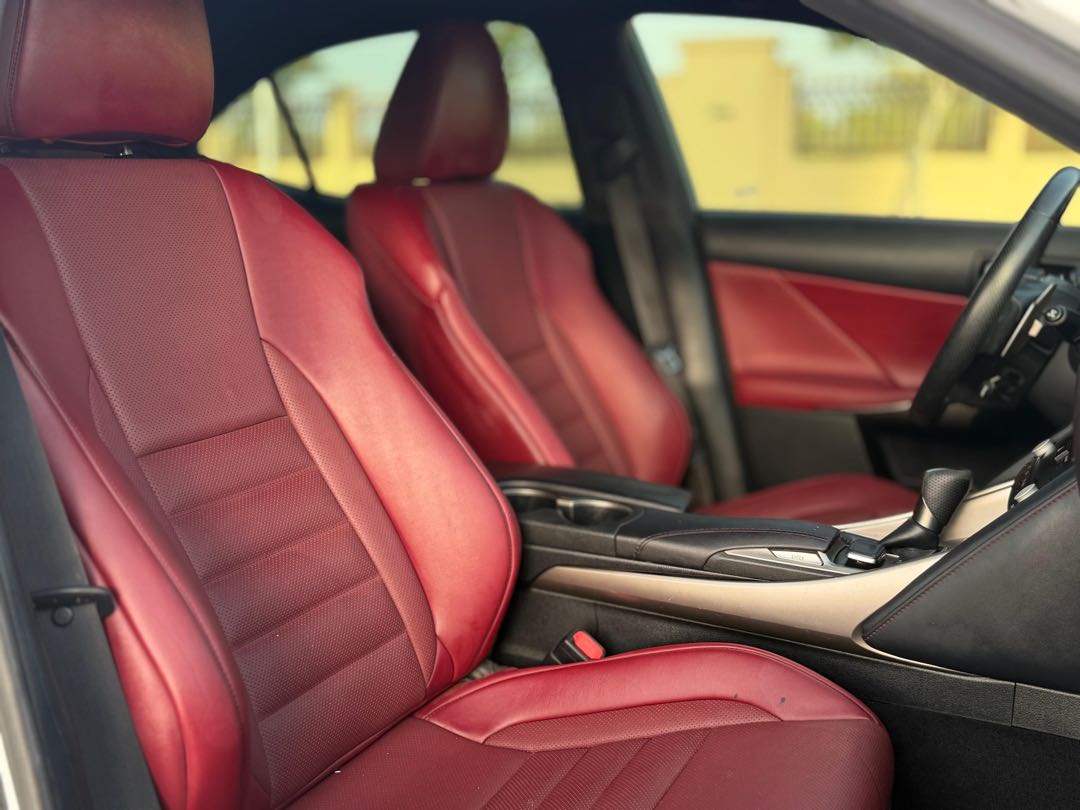 Car Image 2018 LEXUS IS 350