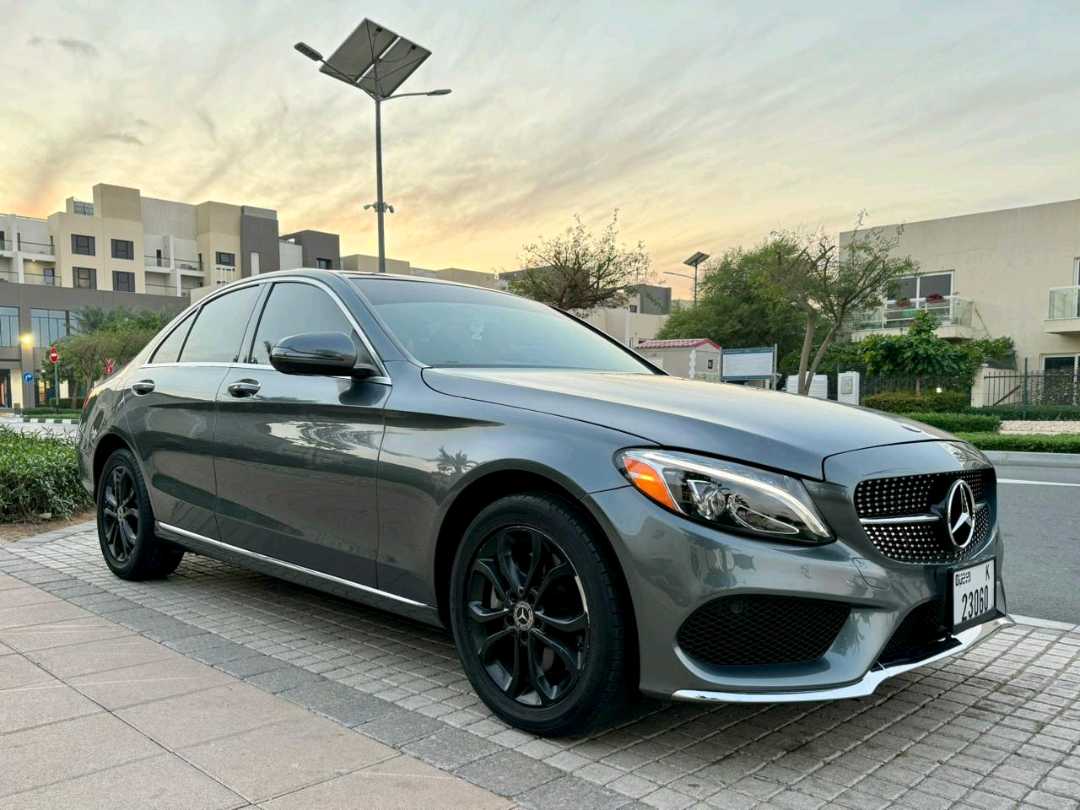 Car Image 2018 MERCEDES C Class 300