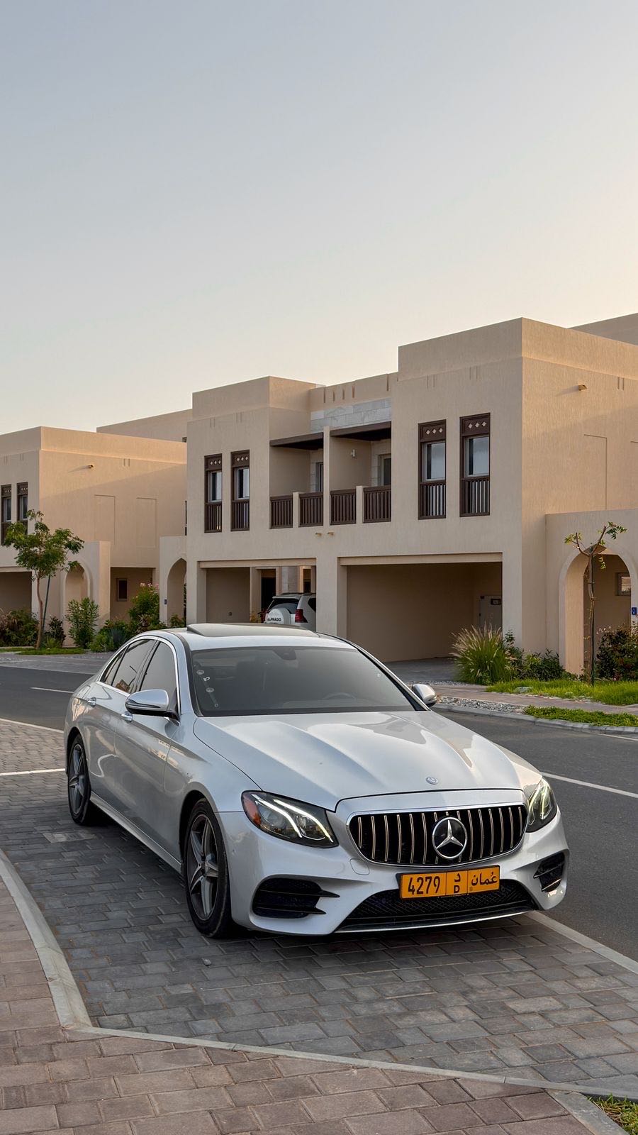 Car Image 2017 MERCEDES E Class 300