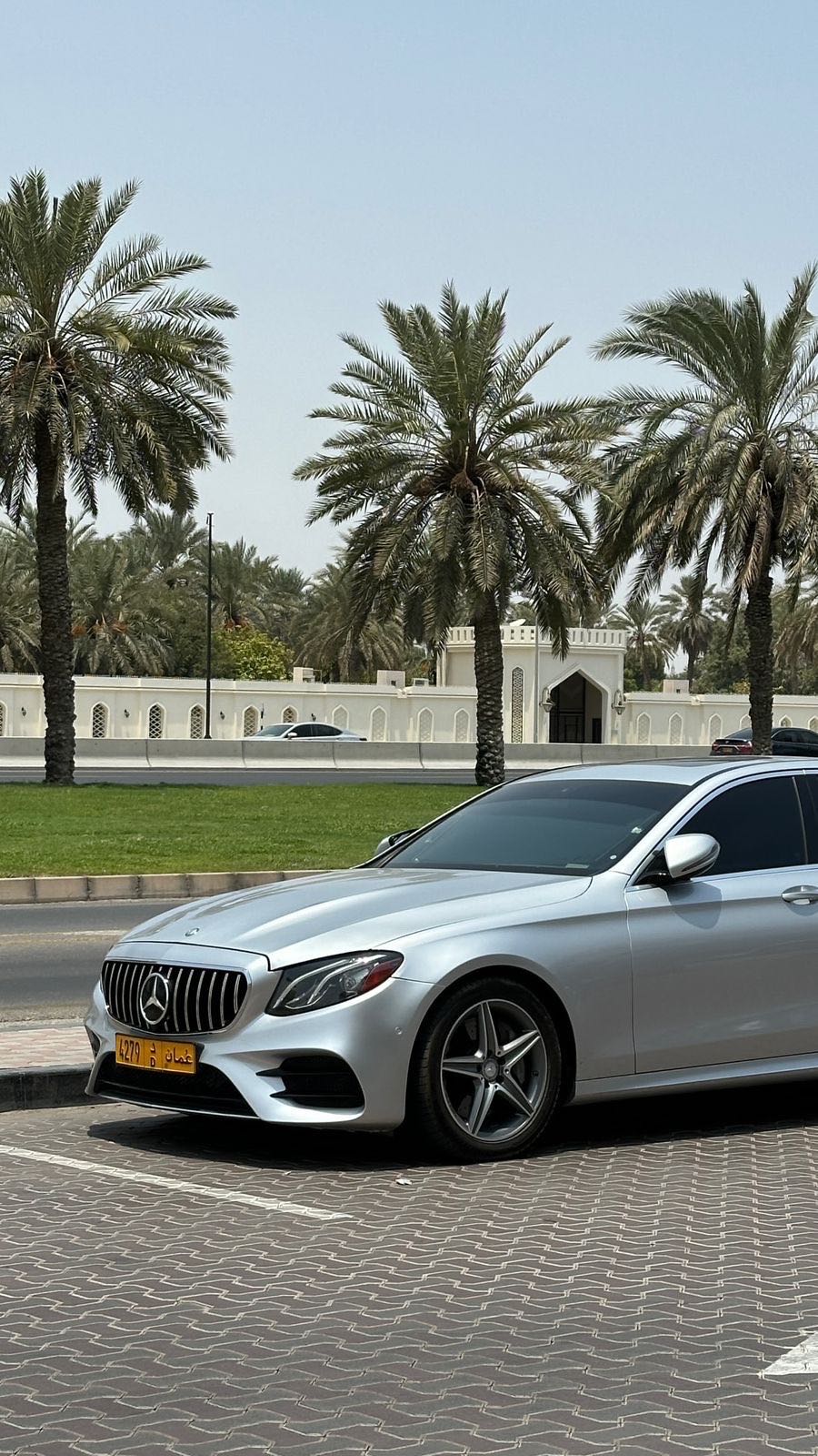 Car Image 2017 MERCEDES E Class 300