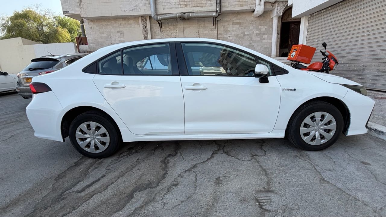Car Image 2020 TOYOTA COROLLA XLI