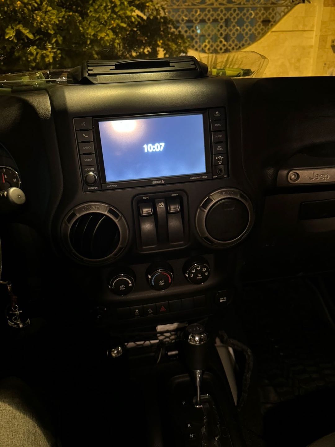 Car Image 2017 JEEP WRANGLER Sport