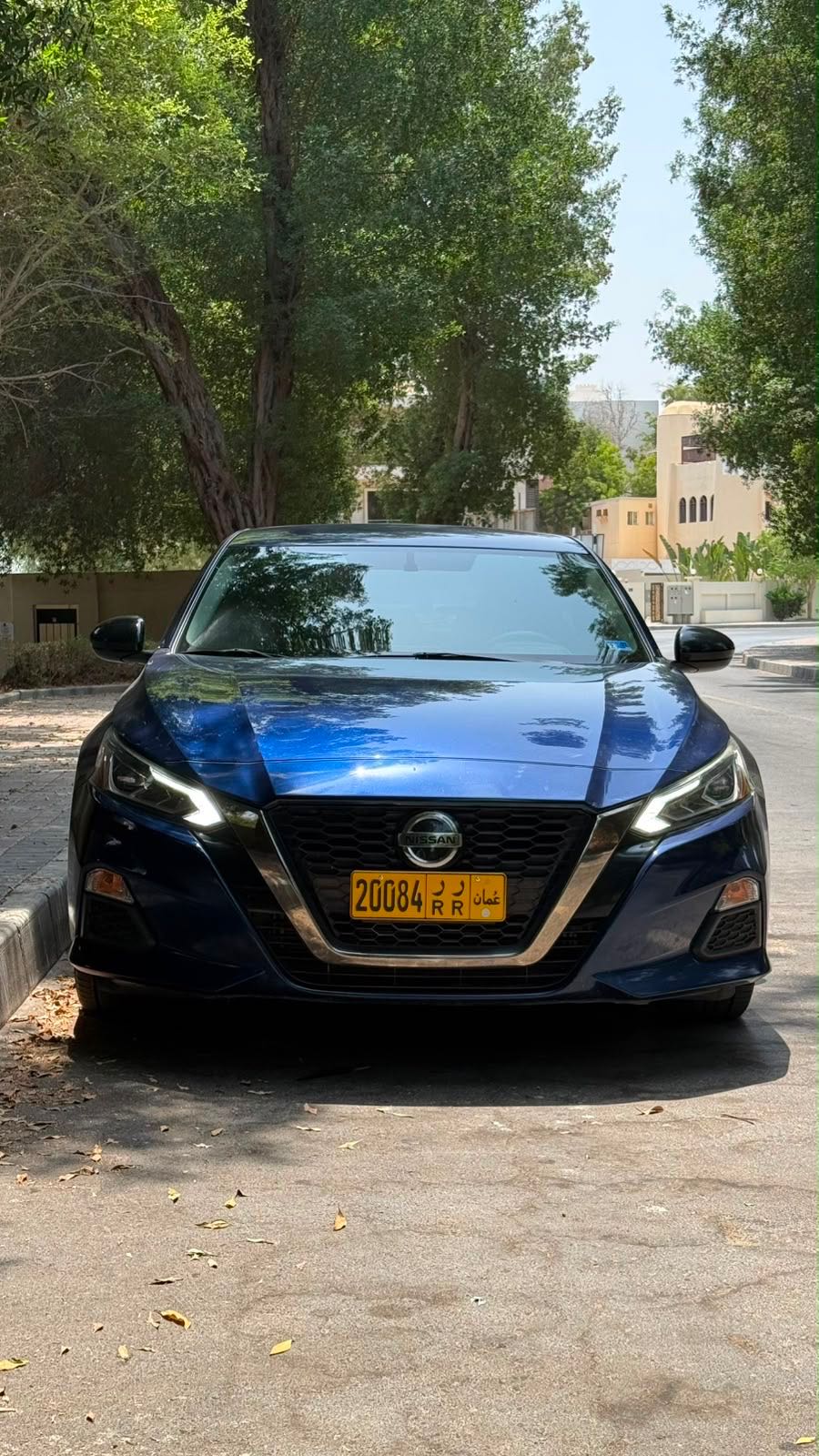Car Image 2019 NISSAN ALTIMA SR