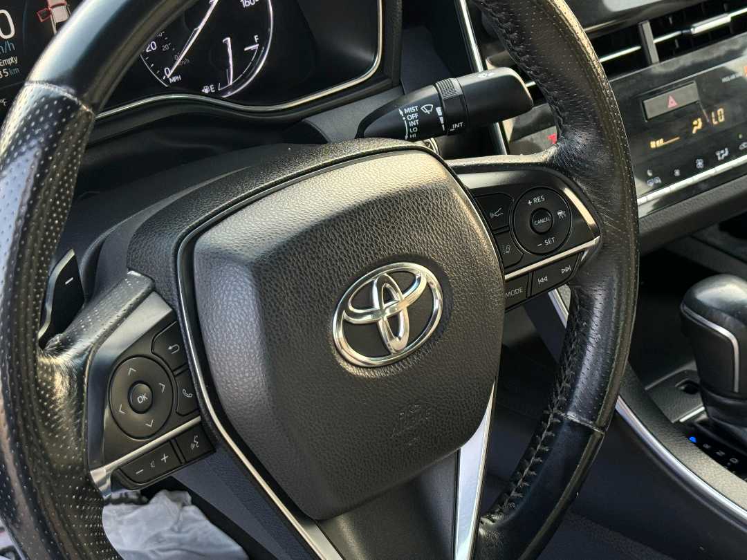 Car Image 2019 TOYOTA AVALON XLE