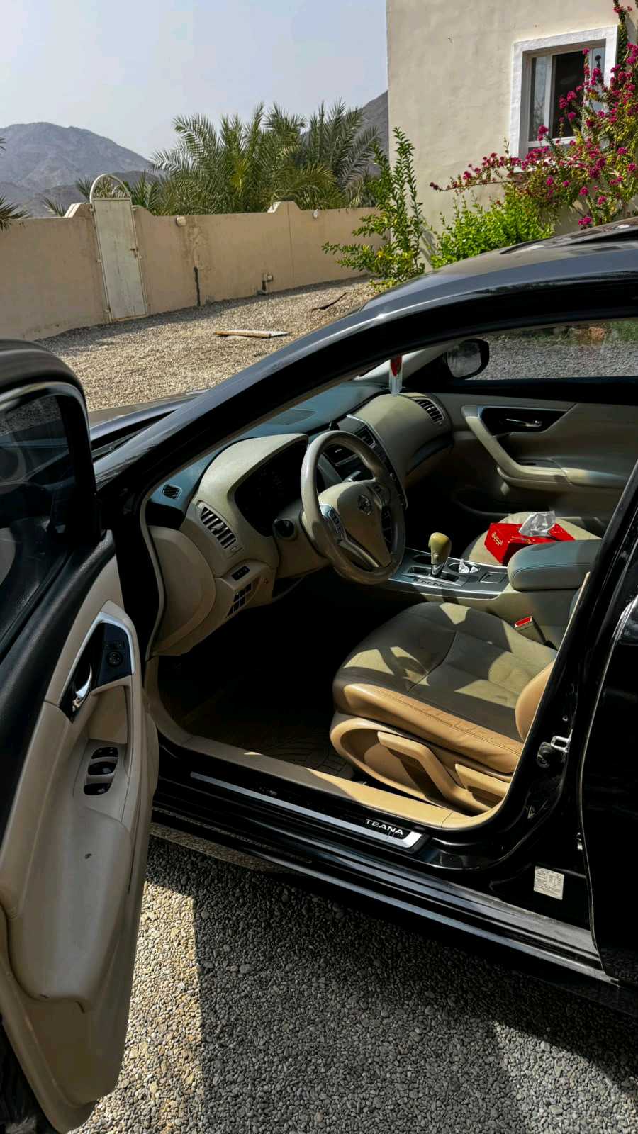 Car Image 2018 NISSAN ALTIMA SV