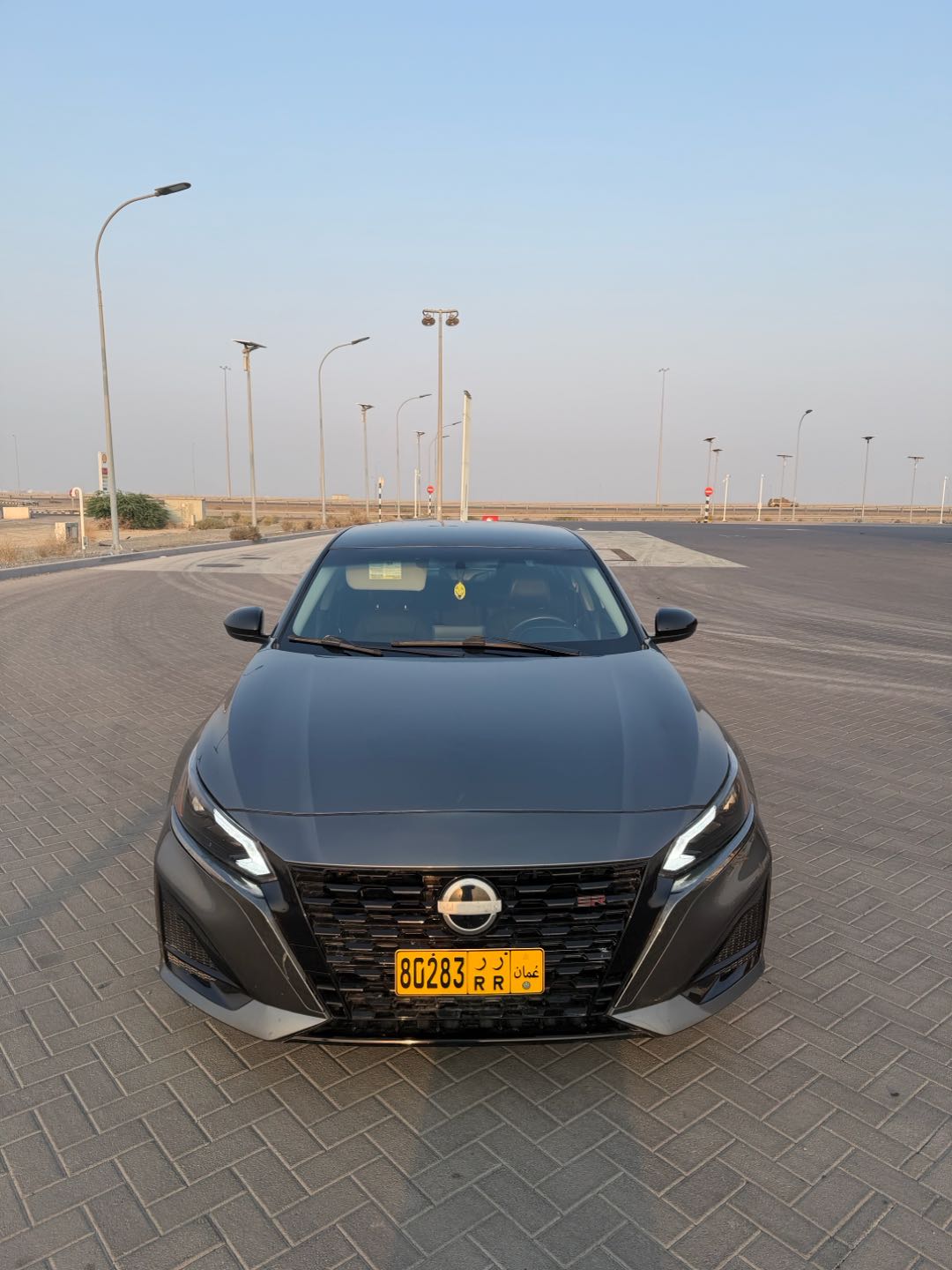 Car Image 2019 NISSAN ALTIMA SR