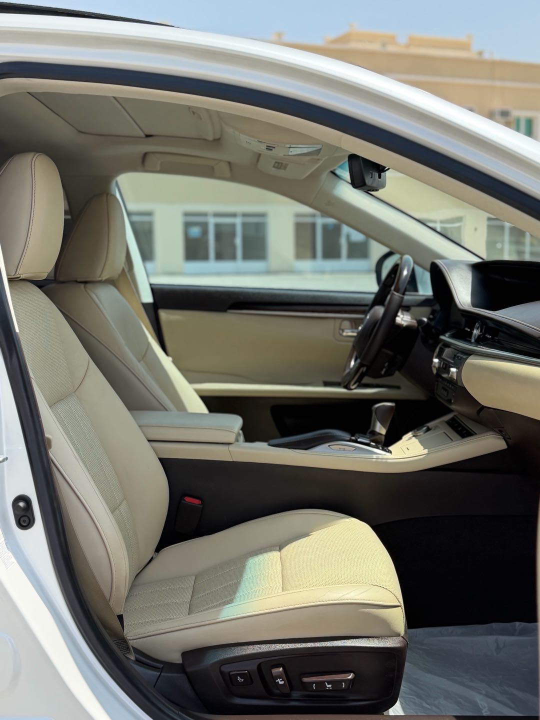 Car Image 2018 LEXUS ES 350
