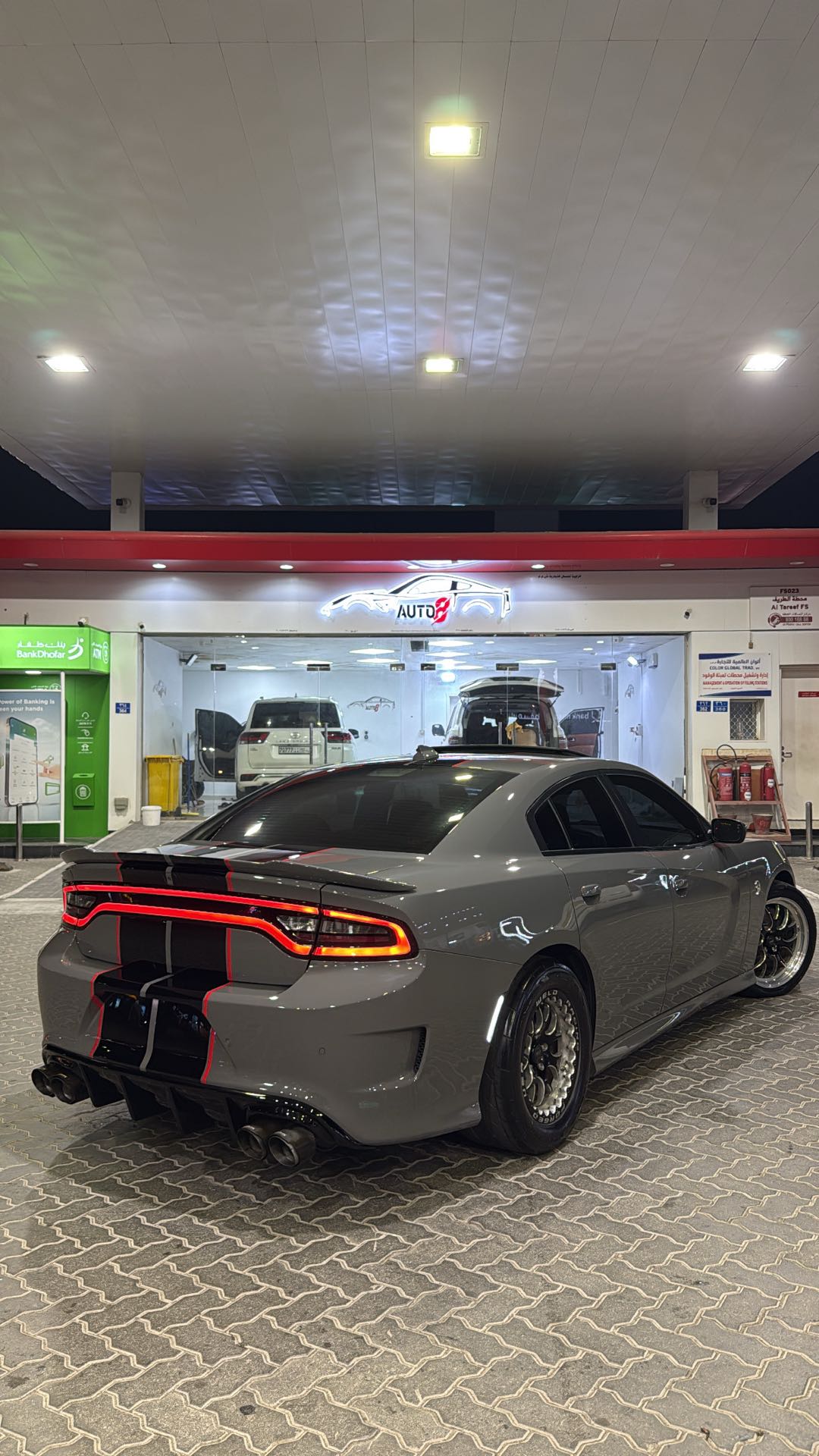 Car Image 2019 DODGE CHARGER HELLCAT