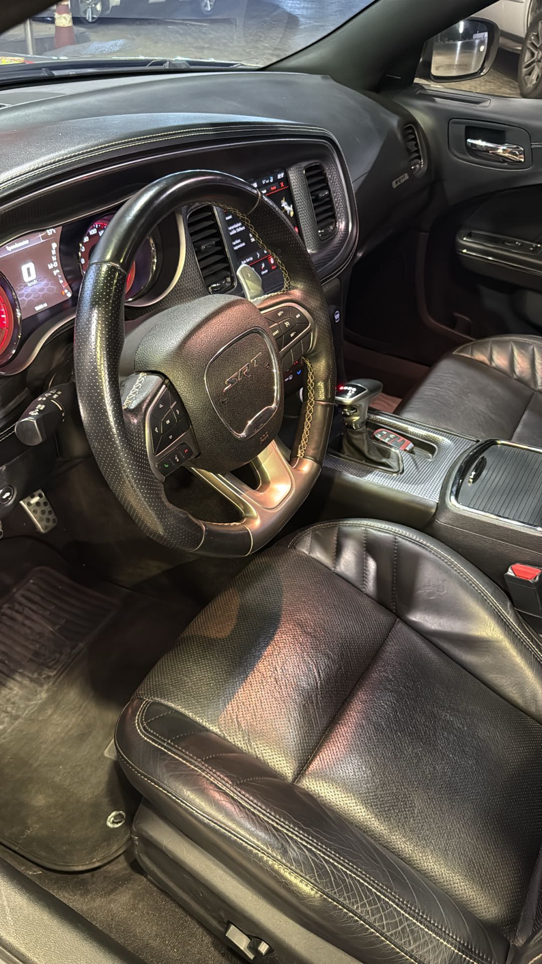 Car Image 2019 DODGE CHARGER HELLCAT