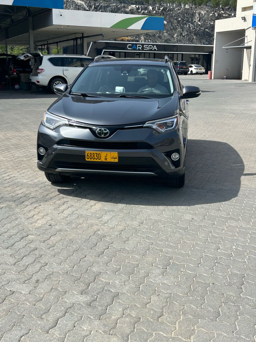 Car Image 2018 TOYOTA RAV4 LIMITED