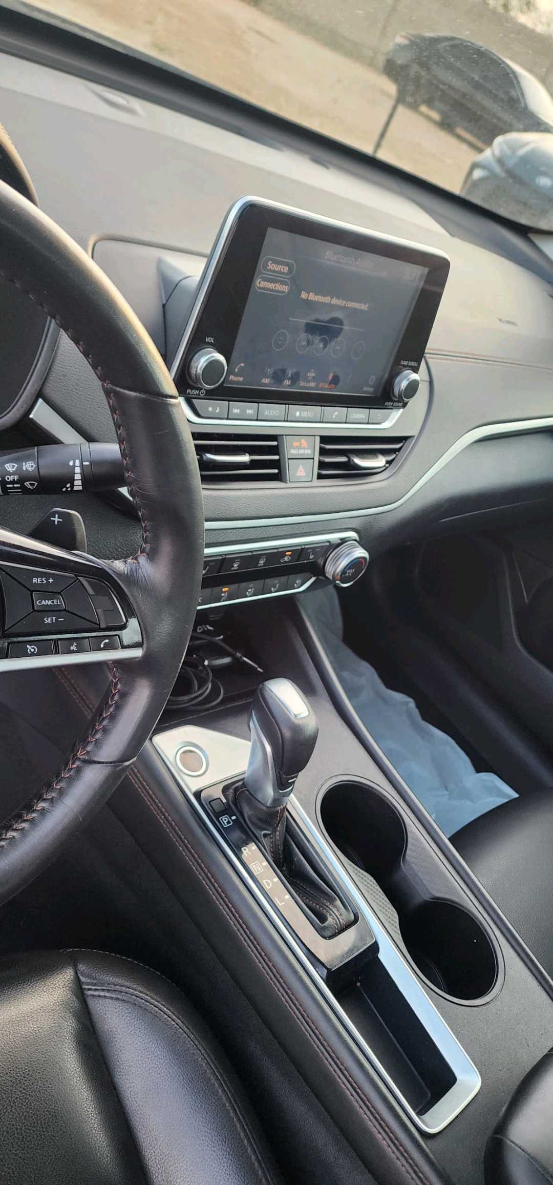 Car Image 2020 NISSAN ALTIMA SR