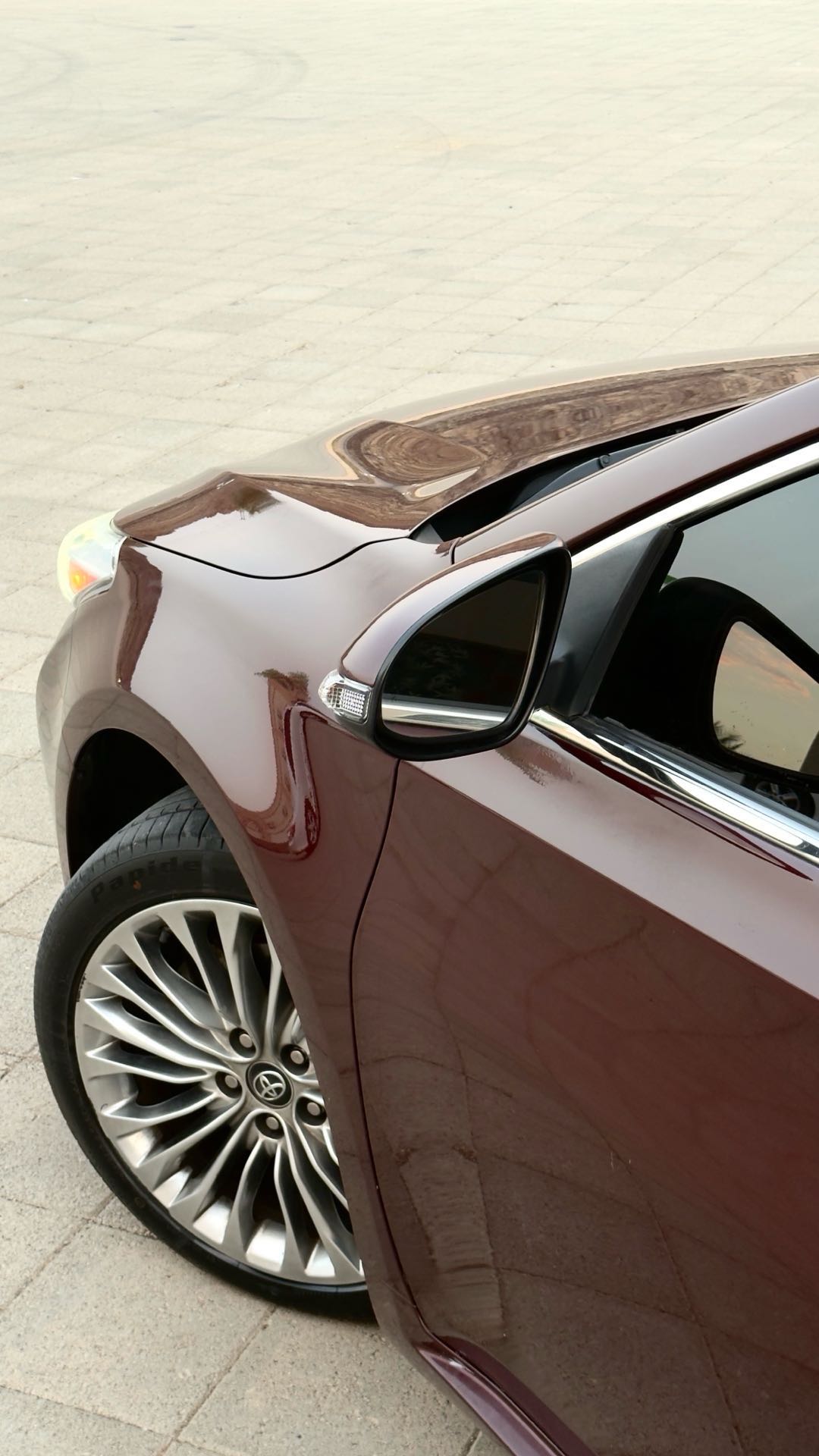 Car Image 2018 TOYOTA AVALON LIMITED