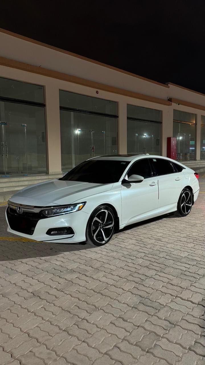 Car Image 2018 HONDA ACCORD SPORT