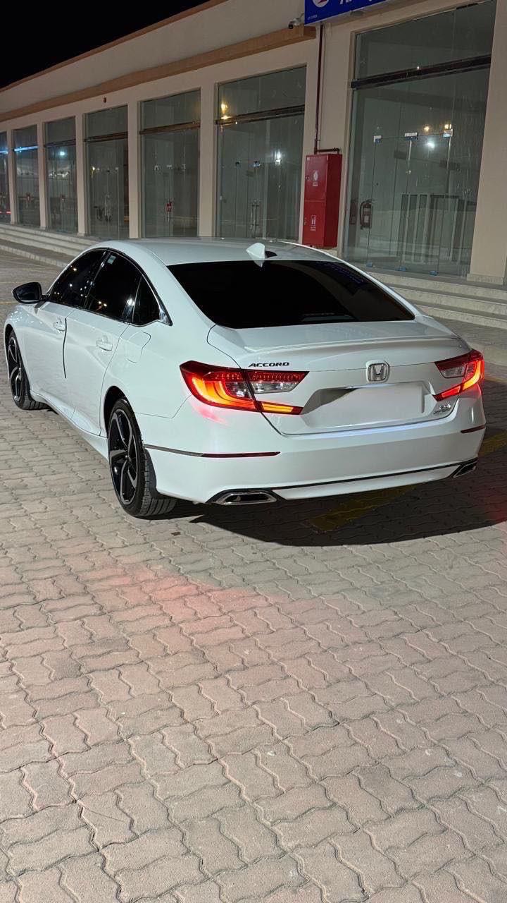 Car Image 2018 HONDA ACCORD SPORT