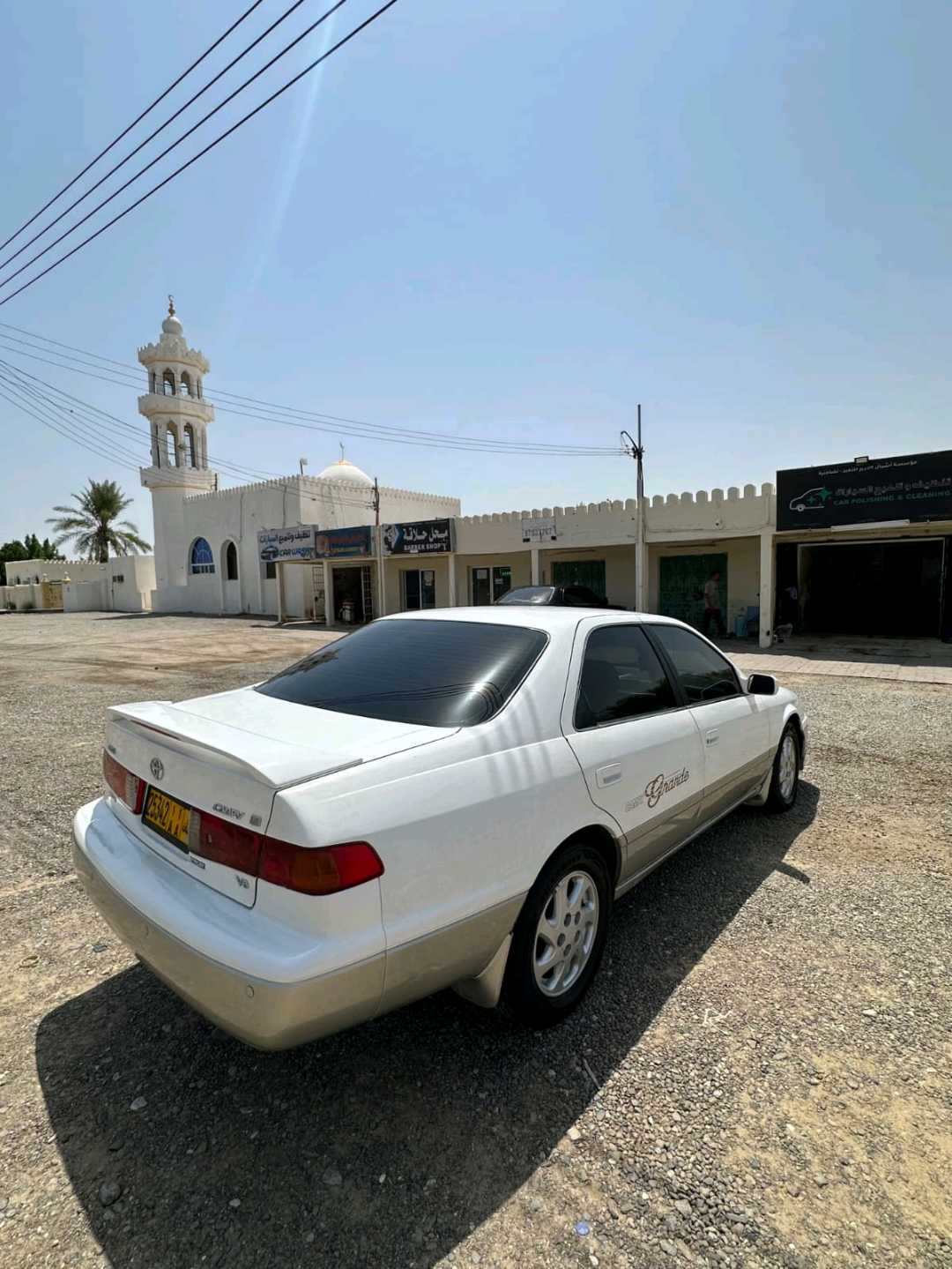 Car Image 2000 TOYOTA CAMRY LE