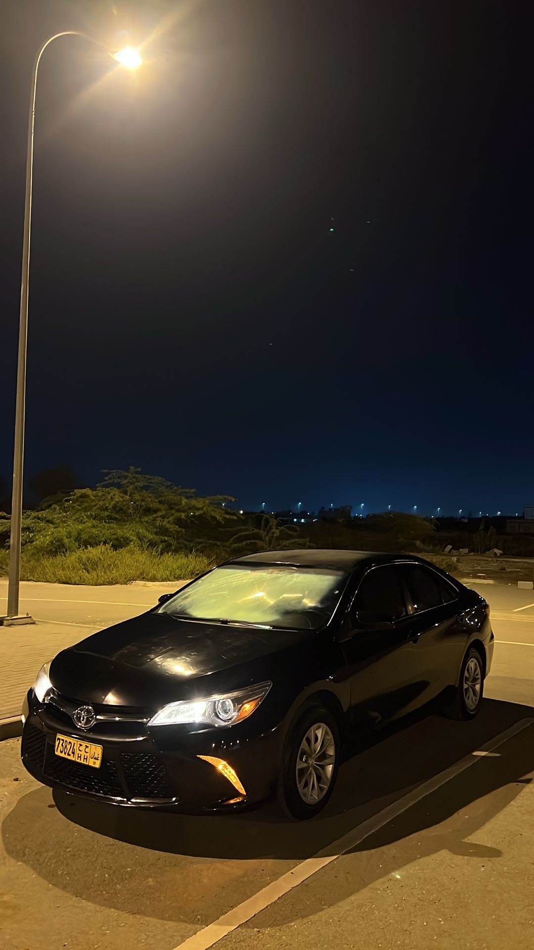 Car Image 2017 TOYOTA CAMRY LE