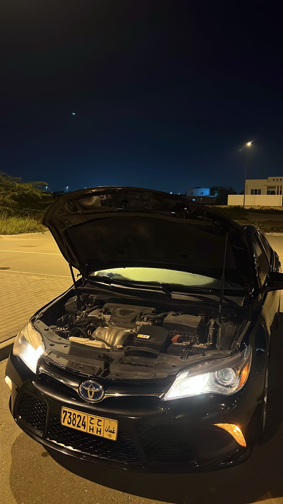 Car Image 2017 TOYOTA CAMRY LE