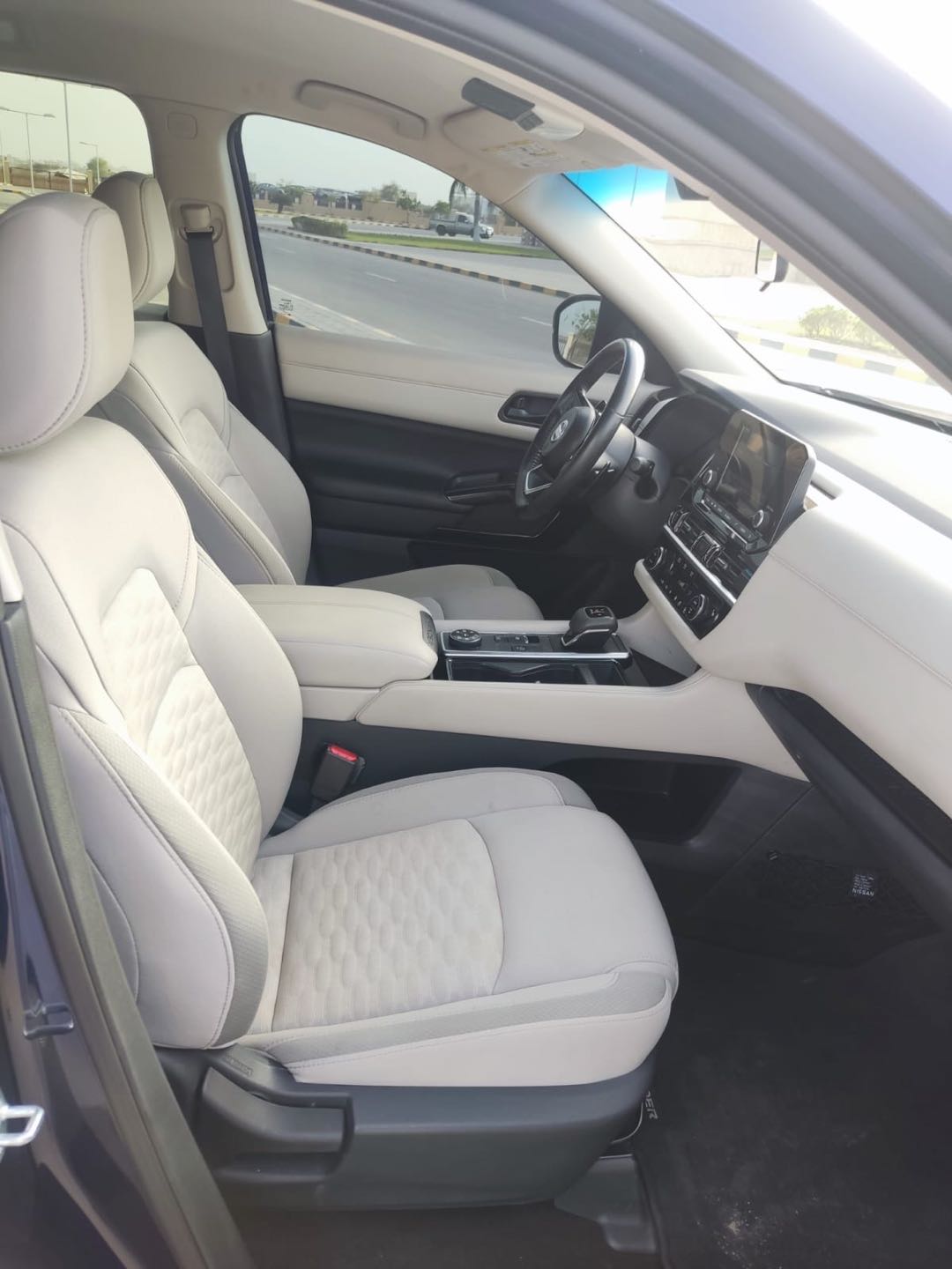 Car Image 2023 NISSAN PATHFINDER SV