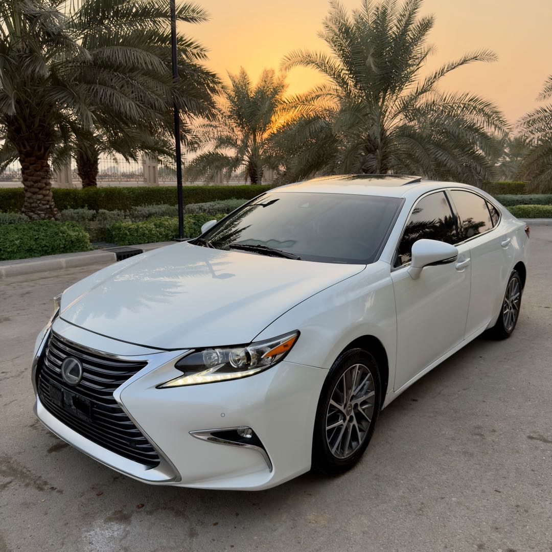Car Image 2018 LEXUS ES 350