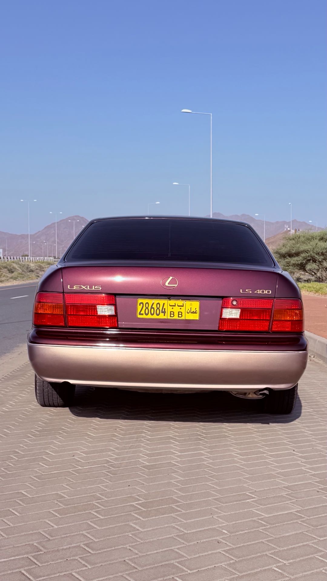 Car Image 1998 LEXUS LS 400