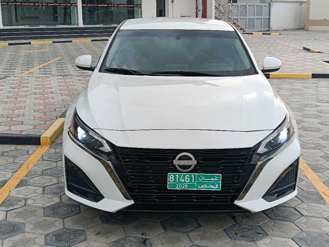Car Image 2019 NISSAN ALTIMA S