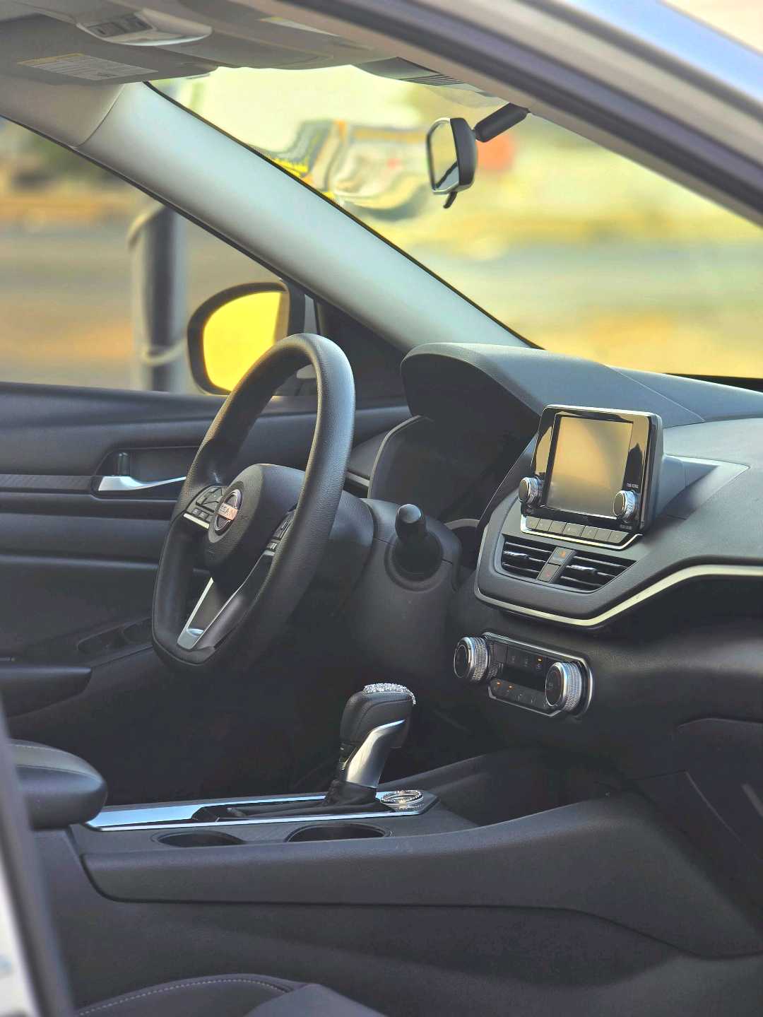 Car Image 2019 NISSAN ALTIMA S
