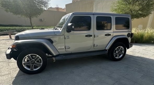 Car Image 2018 JEEP WRANGLER SAHARA