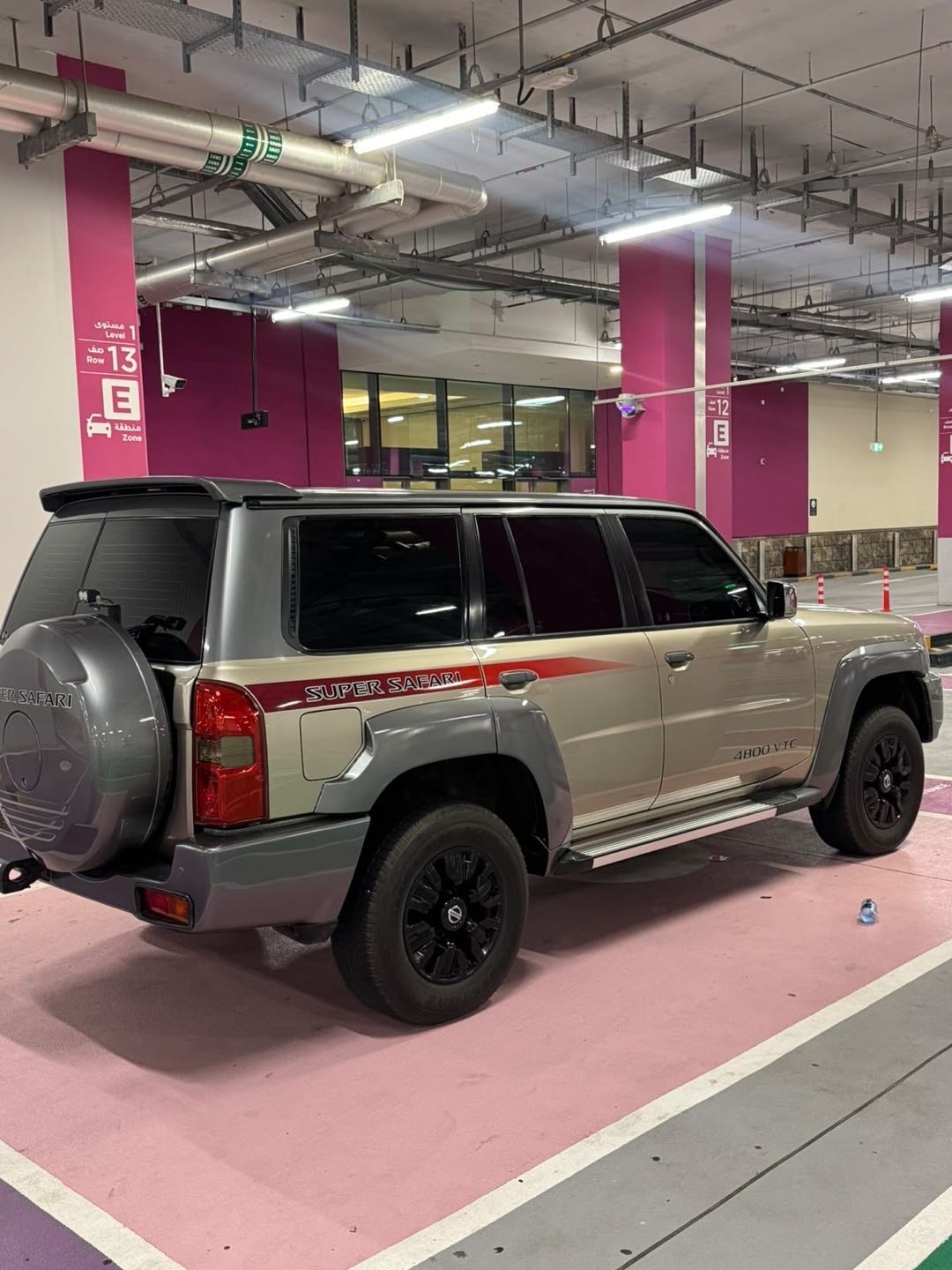 Car Image 2019 NISSAN SAFARI 