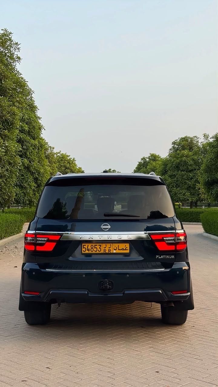 Car Image 2019 NISSAN ARMADA 