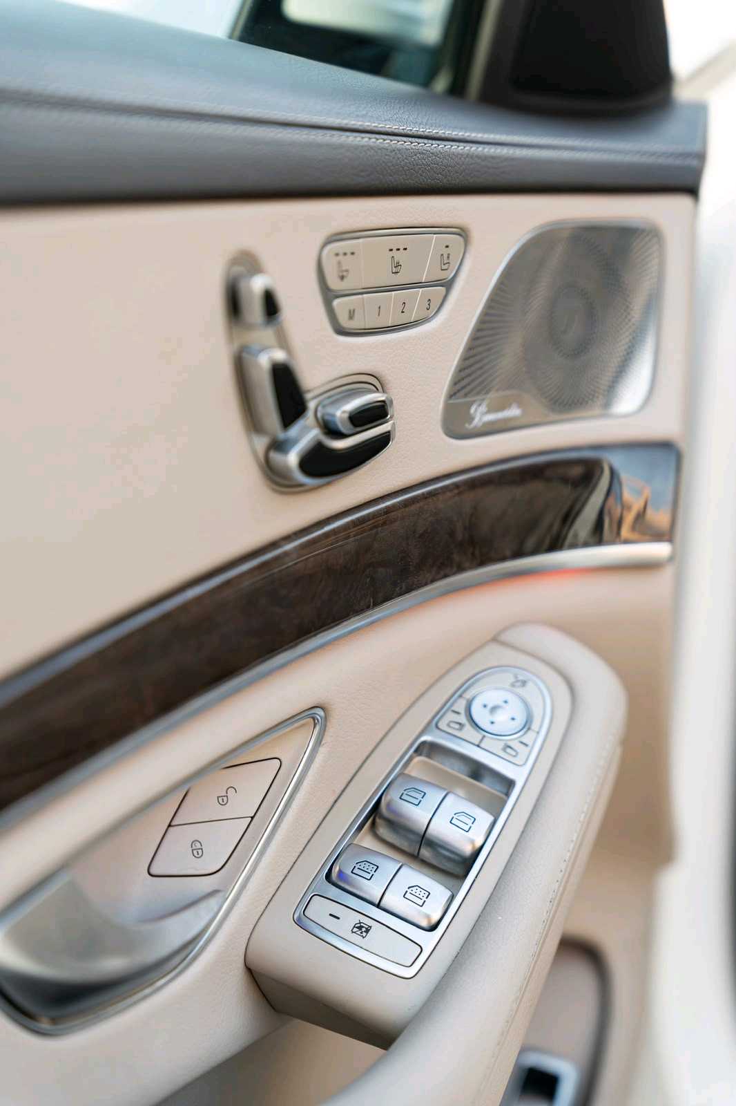 مرسيدس S Class 2025