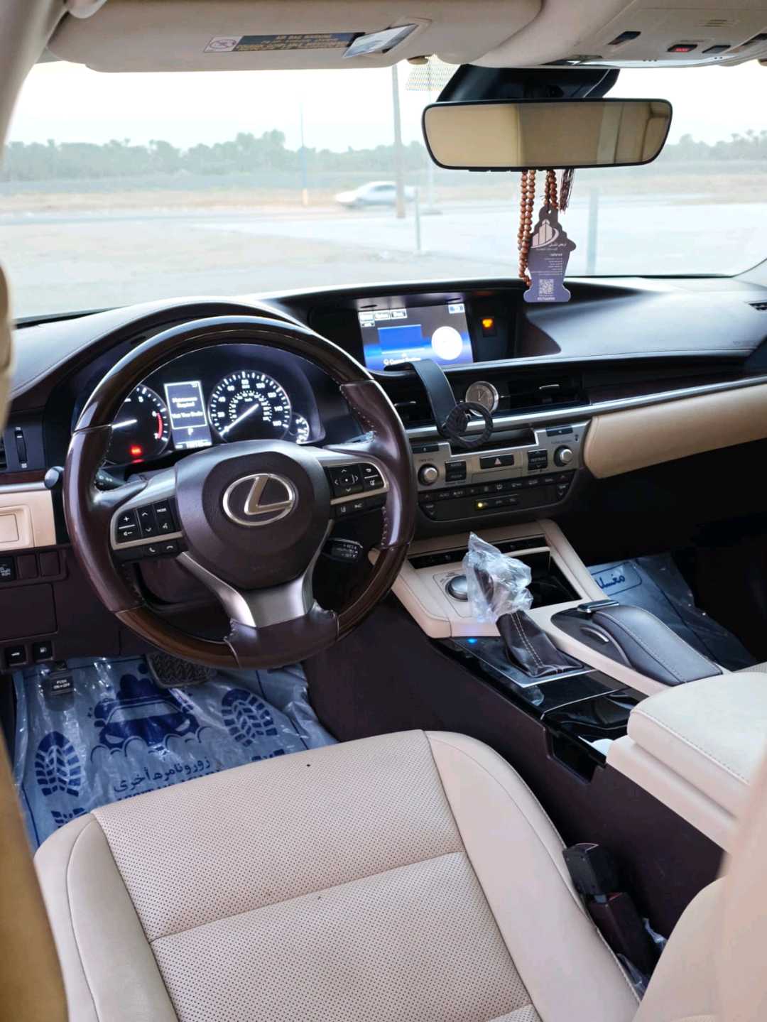 Car Image 2016 LEXUS ES 350