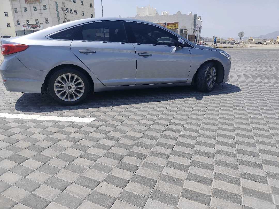 Car Image 2015 HYUNDAI SONATA LIMITED
