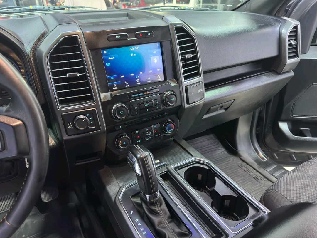 Car Image 2018 FORD F-150 Tremor