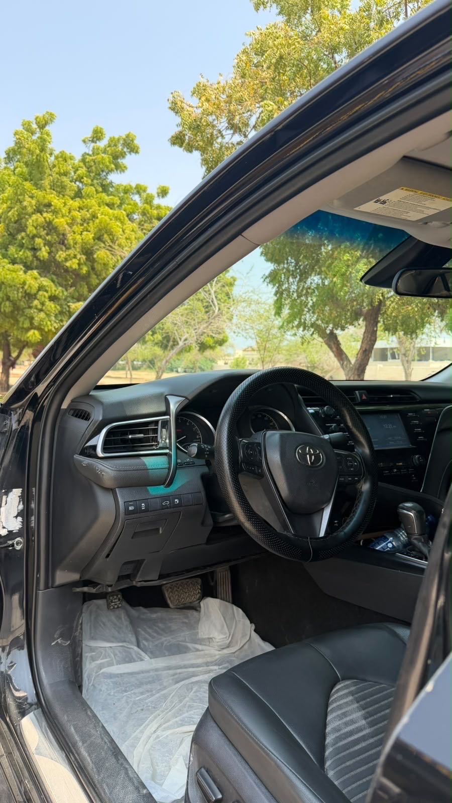 Car Image 2018 TOYOTA CAMRY SE
