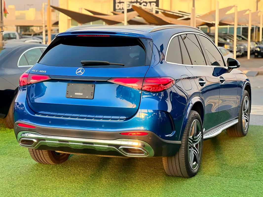 Car Image 2023 MERCEDES GLC CLASS 