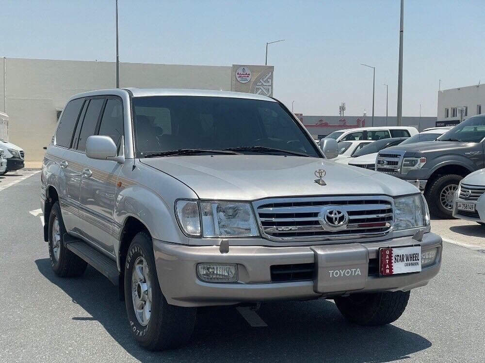 Car Image 1998 TOYOTA LAND CRUISER VX.R