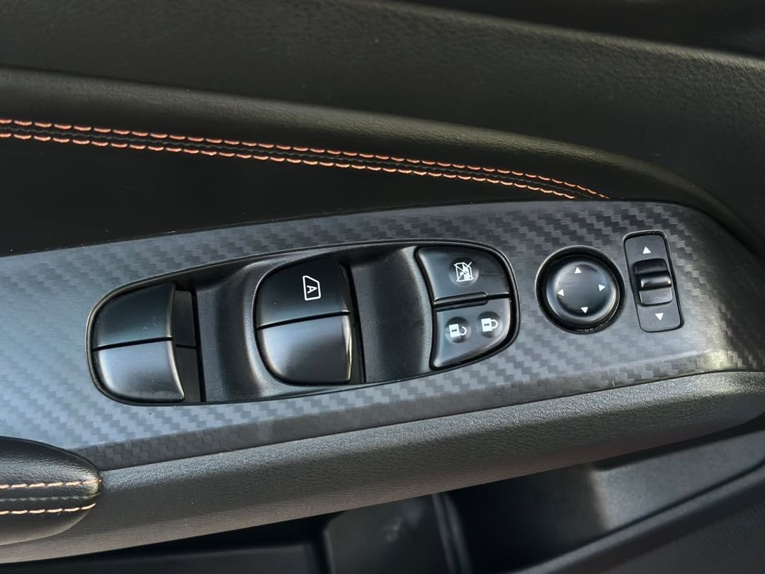 Car Image 2019 NISSAN ALTIMA SR