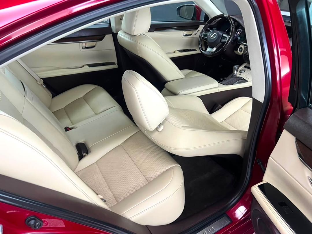 Car Image 2018 LEXUS ES 350