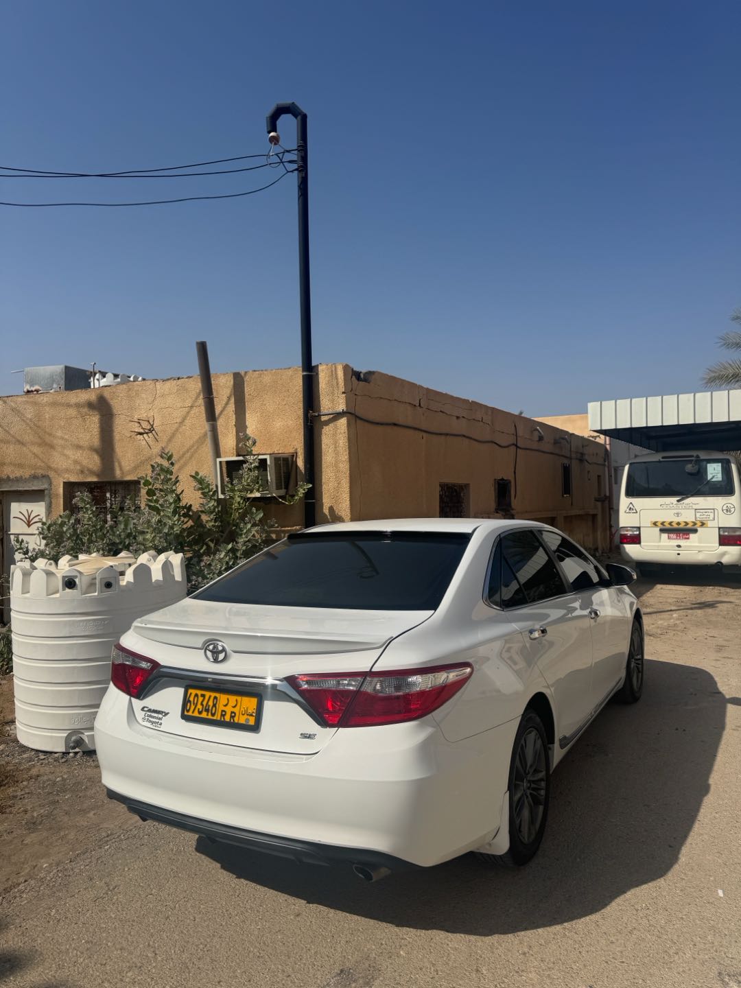 Car Image 2017 TOYOTA CAMRY SE