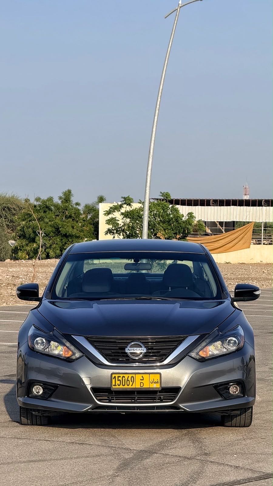 Car Image 2016 NISSAN ALTIMA SR
