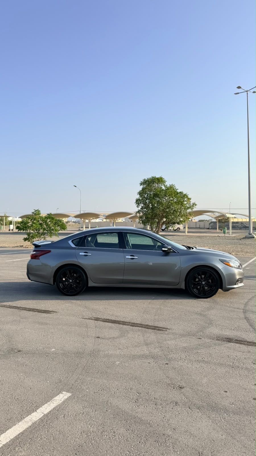 Car Image 2016 NISSAN ALTIMA SR