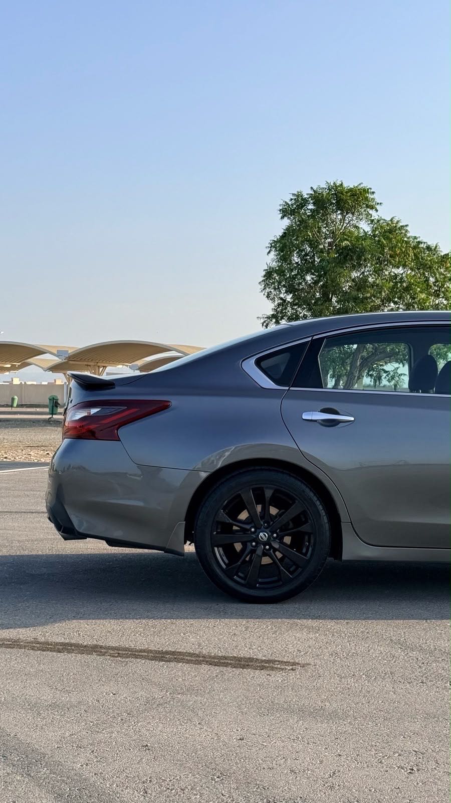 Car Image 2016 NISSAN ALTIMA SR