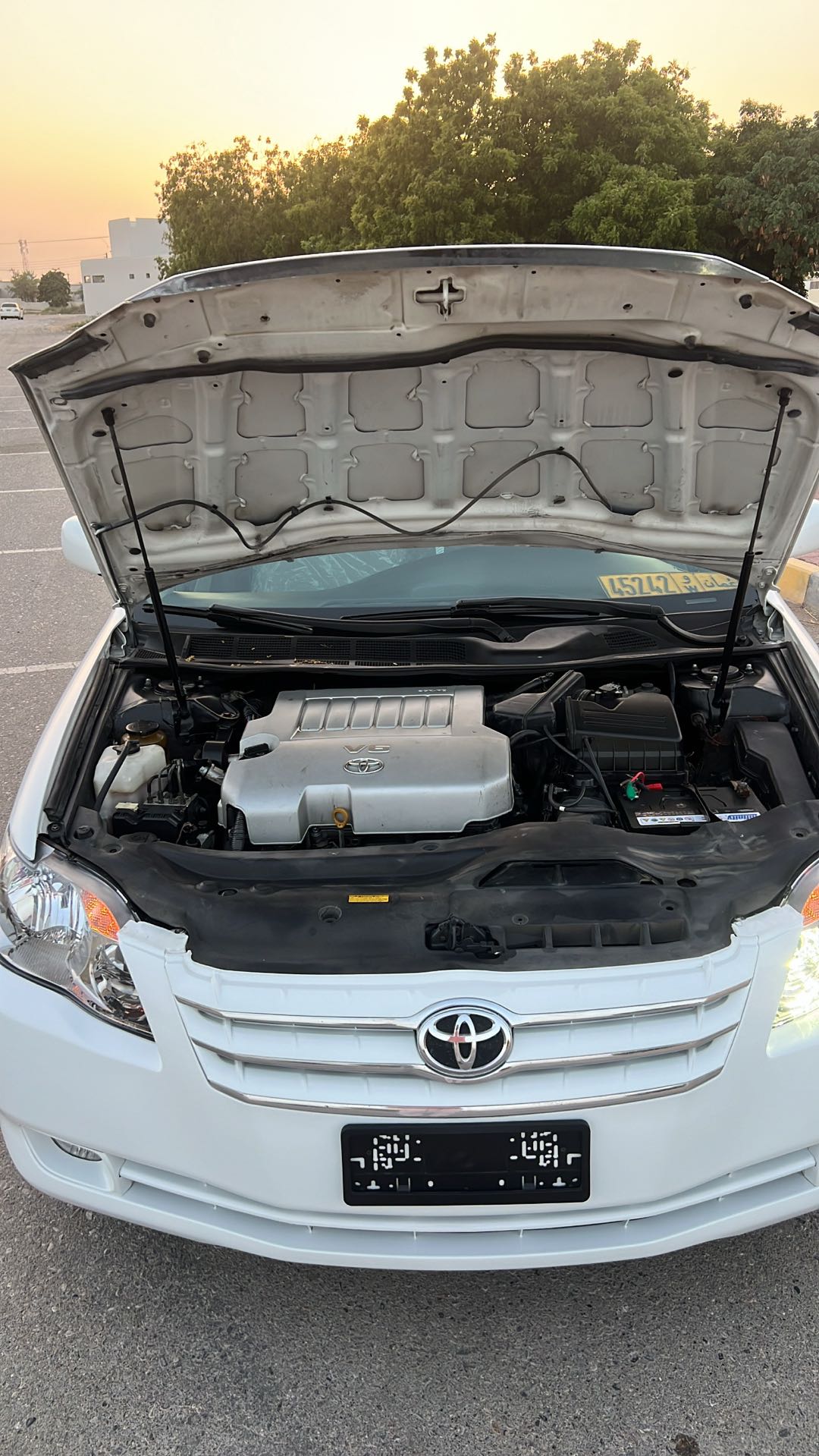Car Image 2006 TOYOTA AVALON XLE