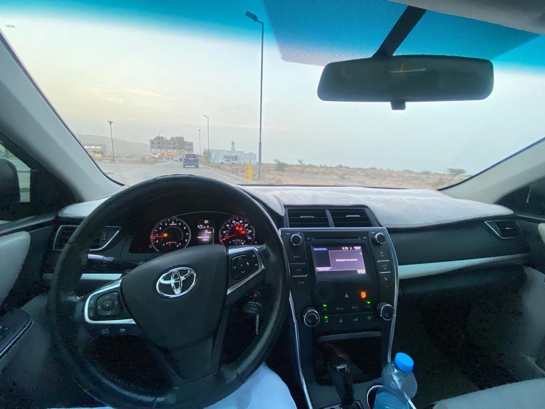Car Image 2017 TOYOTA CAMRY SE