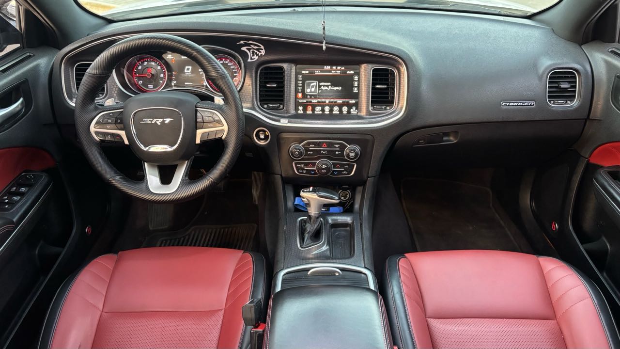 Car Image 2018 DODGE CHARGER GT